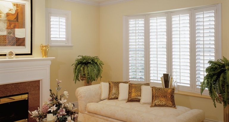 San Jose living room shutters